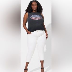 NWT TORRID Cropped Super Soft Jegging in Winter White. Sz 18